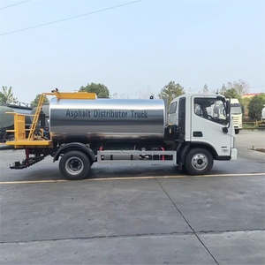Camión Distribuidor de Asfalto FOTON de 8000 Litros, Camión Pulverizador de Emulsión de Asfalto y Betún - Product Image 5