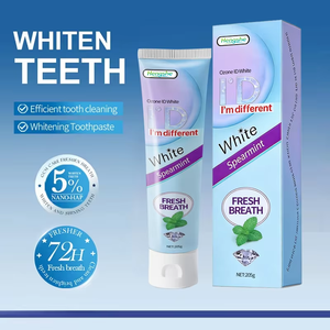 Pasta Dental Blanqueadora Herbal para el Cuidado Bucal en el Hogar, Limpia Suavemente <span class=keywords><strong>los</strong></span> <span class=keywords><strong>Dientes</strong></span> Dejándolos Frescos, Limpios, Nutridos y Radiantes - Product Image 1