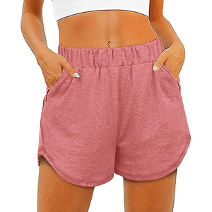 Pantalones cortos de punto de algodón sólido frescos y transpirables para mujer con tela ligera y cómoda cintura media. - Product Image 1