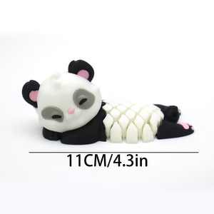 Adornos Artesanales de Panda Rojo Impresos en 3D, Regalo Hecho a Mano, Figura de Animal Articulada de Plástico - Product Image 2