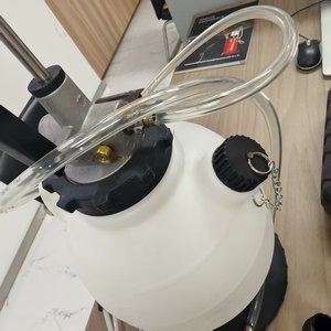 Outils télescopiques en plastique pneumatiques de changeur d'<span class=keywords><strong>huile</strong></span> de <span class=keywords><strong>vidange</strong></span> d'<span class=keywords><strong>huile</strong></span> usagée - Product Image 4