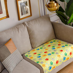 Almohadillas para orinar para mascotas de moda clásica, accesorios de entrenamiento de tela fáciles de combinar para perros - Product Image 1