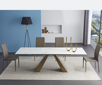 Table à manger moderne en marbre de luxe, pierre frittée, céramique dorée, Italie, 8 places