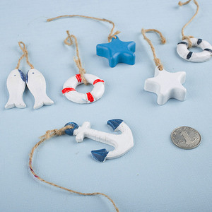 Décorations en résine de style méditerranéen, étoile de mer, ancre, bouée de sauvetage, mini pendentif mural, ensemble de 6 pièces - Product Image 1