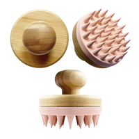 Brosse à shampooing avec manche en bois de bambou naturel et biologique Brosse à cheveux en silicone avec logo personnalisé Brosse à shampooing pour massage du cuir chevelu