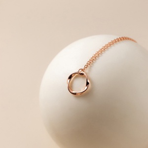 Collier simple en argent S925 pour femme, petit pendentif rond géométrique creux, chaîne de clavicule - Product Image 4