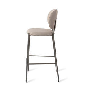 <span class=keywords><strong>Tabouret</strong></span> <span class=keywords><strong>de</strong></span> <span class=keywords><strong>bar</strong></span> moderne en tissu <span class=keywords><strong>taupe</strong></span> clair, chaise <span class=keywords><strong>de</strong></span> <span class=keywords><strong>bar</strong></span> ovale rembourrée à hauteur <span class=keywords><strong>de</strong></span> comptoir avec pieds en métal fin mat et repose-pieds - Product Image 3