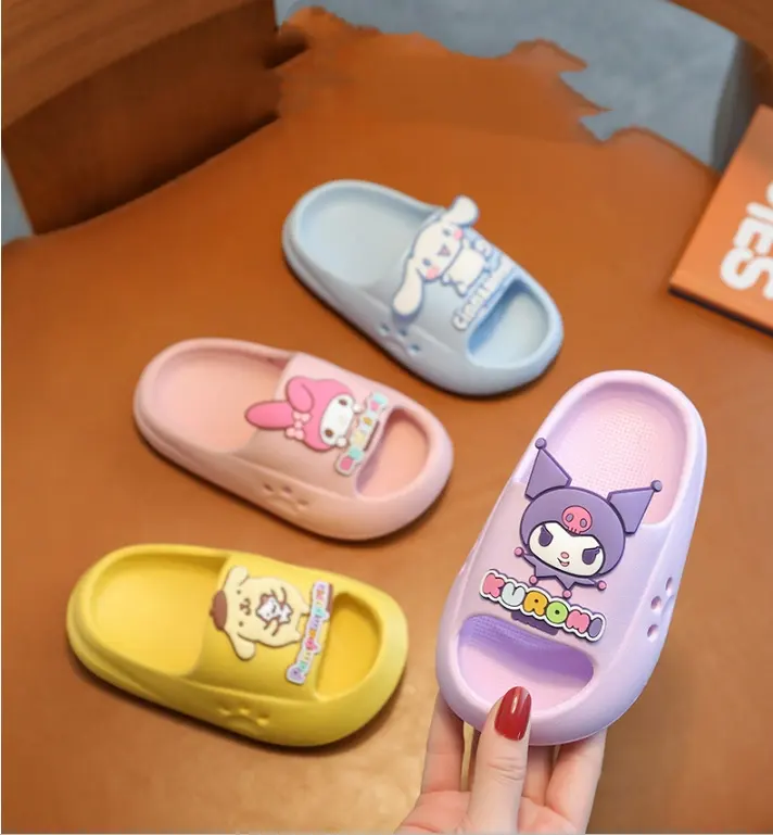 AL 2024 Summer High Quality Kuromi Outdoor Beach Slippers Kuromi Home children EVA Sport non-slip Slippers