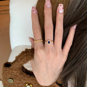 Anillo ovalado azul con zafiro para mujer, chapado en oro <span class=keywords><strong>de</strong></span> 18k, estilo vintage italiano, exquisito, moderno, ligero. - Product Image 4