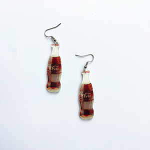 Offre Spéciale Creative Cola et chips de pomme de terre en forme de boucles d'oreilles collations simulées Hip Hop accessoires de mode en gros - Product Image 2