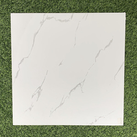 Planches de revêtement de sol en vinyle de luxe/SPC/plastique de pierre, auto-adhésives, sans colle, pose libre, vente en gros, fabrication de planches de vinyle, planches LVT, clic F