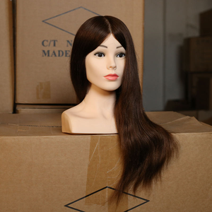 Tête de mannequin afro-américaine pour la pratique en salon, pour la coupe de cheveux et le tressage, pour l'utilisation en école de coiffure - Product Image 1