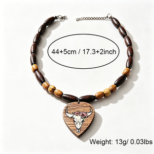 Collar de cuentas de madera de estilo occidental con colgante de madera con estampado floral de calavera de toro, adorno de cuello vintage para mujer estilo vaquera - Product Image 3
