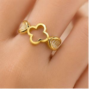 แหวนทอง 22K ลายดอกไม้ ดีไซน์เปิด ปรับขนาดได้ แหวนผู้หญิง ดีไซน์ดั้งเดิม น้ำหนักเบา เหมาะสำหรับใส่ทุกวัน - Product Image 5