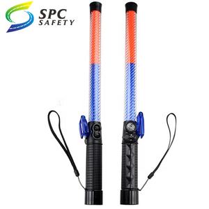 充電式磁気ホイッスル付き<span class=keywords><strong>LED</strong></span>点滅警告安全信号棒 多機能交通整理棒 - Product Image 6