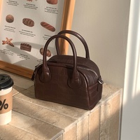 Nouveau sac à main élégant pour femmes en cuir de vachette de haute qualité, sac bowling tendance à bandoulière, motif crocodile, sac en cuir véritable