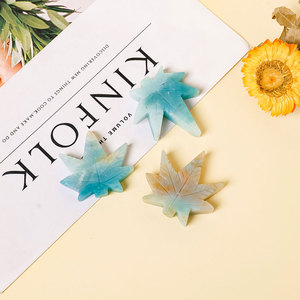 Wholesale Home Decoration Ornaments Natural Crystal Raw <strong>Stones</strong> Polished Maple Leaf Carvings Sky <strong>Blue</strong> Sky <strong>River</strong> <strong>Stones</strong> for Gifts - Product Image 5