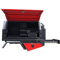 Systèmes de benne et de capote amovibles pour camionnettes double cabine et simple cabine, tels que les Hilux et les Ford Ranger.