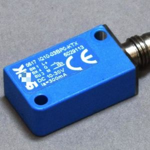 Nieuwe Originele Direct Leverbaar PLC Gloednieuw Origineel Snelle Verzending IQ10-03BPO-KTX 6029113 - Product Image 1