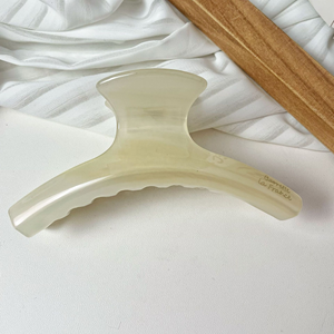 Fashion 11cm Large Marble Tortoiseshell Acetate <b>Hair</b> <b>Claws</b> Custom Logo Size Sweet Acetic Acid <b>Claw</b> <b>Clips</b> <b>for</b> Women <b>Thick</b> <b>Hair</b> - Product Image 3