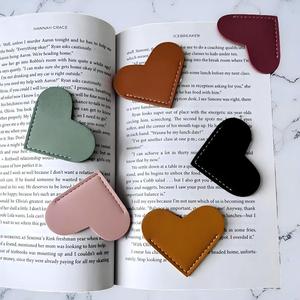 Stock PU Leather Heart Shape Bookmark Mixed Colors UV Printing Cute Design Smooth Lining Neat Stitching for Promotional Use