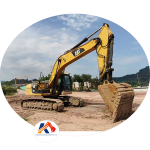 รถขุดตีนตะขาบ Caterpillar 330D2L มือสอง ขนาด 30 ตัน นำเข้าจากญี่ปุ่นแท้ รุ่น 330D2L กำลัง 200 กิโลวัตต์ ความจุบุ้งกี๋ 1.4-2.0 ลูกบาศก์เมตร 330D - Product Image 1