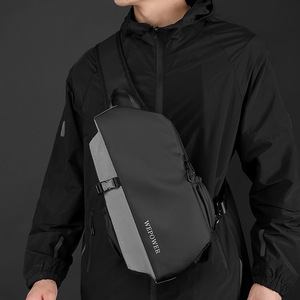 Sac de poitrine pour homme imperméable avec logo personnalisé, 3 poches, bandoulière amovible, durable - Product Image 6