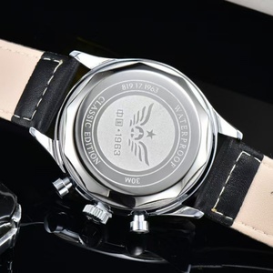 Reloj Cronógrafo de Cuarzo Unisex, Estilo Piloto Clásico, Diseño de Aviación Vintage, Correa de Cuero de 20 mm, Resistente al Agua, de Lujo - Product Image 4