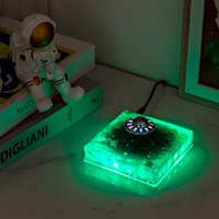 RGB estrella flotante astronauta volador y lámpara de levitación OVNI elegante artesanía decorativa de escritorio para el hogar Idea de regalo