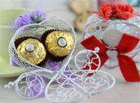 Boîte à Dragées/Bonbons Métal Cœur Carrosse avec Ruban et Fleur, Cadeau pour Mariage, Fête ou Banquet, Décoration pour Chocolats