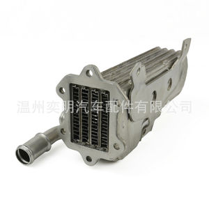 อะไหล่ชุดระบายความร้อนเครื่องยนต์ Audi Skoda Egr Cooler 038131513AD สำหรับ Audi Seattle Volkswagen Skoda - Product Image 1