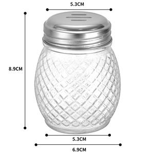 Pot à épices en verre de qualité alimentaire 6oz 150ml en forme d'<span class=keywords><strong>ampoule</strong></span> avec couvercle métallique perforé pour poivre, sel, sucre – Personnalisable - Product Image 2