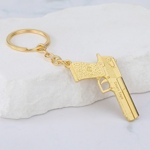 Porte-clés en métal en forme de pistolet, personnalisé, en alliage de zinc, étanche, de haute qualité, pour voiture, vente en gros - Product Image 4