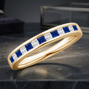Bague fine unisexe en or 10K 14K 18K et argent 925 935, style vintage, avec saphir taille princesse serti en canal, design géométrique - Product Image 1