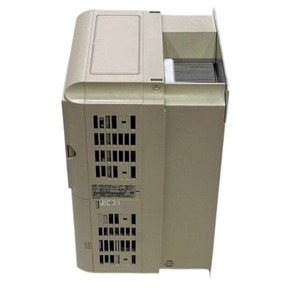 Convertisseur de fréquence VFD CIMR G7A4015 Varispeed G7 15KW 34A 3 phases 380 480V neuf - Product Image 2