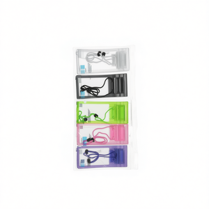 Estuche impermeable para auriculares con almacenamiento para audífonos y cables en un diseño transparente y colorido. - Product Image 2