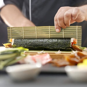 Kit de fabrication de <span class=keywords><strong>sushi</strong></span> en bambou OEM, paquet de 15 accessoires pour <span class=keywords><strong>sushi</strong></span> et couteau à <span class=keywords><strong>sushi</strong></span> - Product Image 3