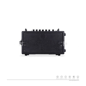 Le i-MA60 MusicCube est un amplificateur de guitare portable, extérieur, rechargeable, pour la musique live et le <span class=keywords><strong>chant</strong></span>. - Product Image 2