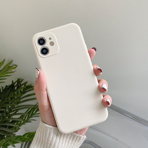 <span class=keywords><strong>Coque</strong></span> de téléphone intégrale en silicone souple de luxe <span class=keywords><strong>11</strong></span>/12/13/14/15/16/17 Mini Pro Max Protection 360° en TPU mat fabriqué à l'époxy Prix usine - Product Image 2