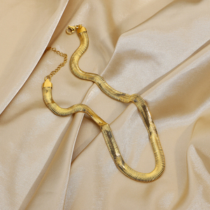 Collar de Cadena de Serpiente de Acero Inoxidable Chapado, Estilo Pilares, de 8mm de Grosor - Product Image 4