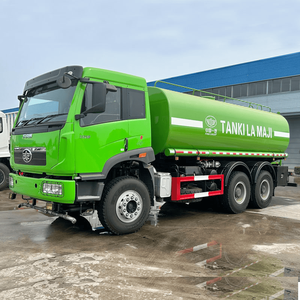 Camión Cisterna FAW 6x4 de 20000 Litros con Aspersor, Emisión Euro 2, Transmisión Manual, Combustible Diésel, en Venta - Product Image 2