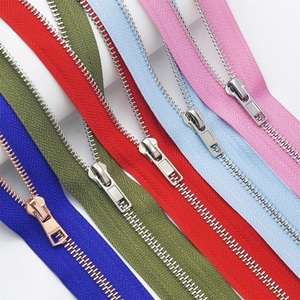 Fermeture à glissière en métal à capuche fermeture à glissière Cremallera Fermuar Custom 10 # Brass Roll Jacket Bag Metal Zip Fermetures à glissière en métal pour fermetures - Product Image 6