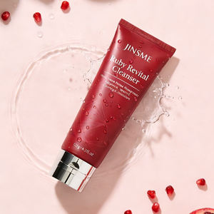 Nettoyant Crème à la Grenade Marque Blanche 125ml Polyphénols Vitamine C Antioxydant Éclaircissant Nettoyage en Profondeur OEM ODM pour Tous Types de Peau - Product Image 3