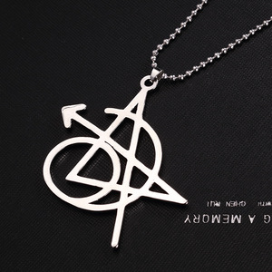 Collar con colgante de aleación de los Seis Ancianos de los Vengadores (Iron Man, Capitán América, <span class=keywords><strong>Viuda</strong></span> Negra, Thor, Hawkeye) con diseño de tatuaje y cadena de cuentas - Venta al por mayor de moda - Product Image 2