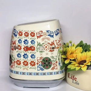 Ensemble <span class=keywords><strong>de</strong></span> couteaux <span class=keywords><strong>de</strong></span> cuisine siciliens italiens en acier inoxydable - 6-en-1 avec support décoratif, 4 couleurs vibrantes pour une utilisation en extérieur, en voiture et en camping-car - Product Image 3
