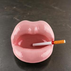 Creative Big Lips <span class=keywords><strong>Cendrier</strong></span> Salon grand oeil <span class=keywords><strong>grenouille</strong></span> décoration <span class=keywords><strong>cendrier</strong></span> Bureau bizarre squelette <span class=keywords><strong>cendrier</strong></span> - Product Image 1