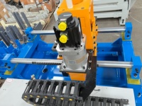Machine de roulage de soudure hydraulique haute performance pour la production de tuyaux en acier inoxydable