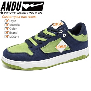 Zapatos de Skateboard hechos a medida para hombre, zapatillas informales de moda Retro con Logo personalizado - Product Image 3