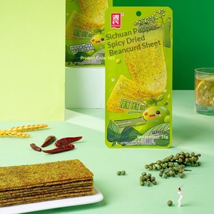 Bandes de gluten épicées saveur coriandre et crabe, piquantes et acidulées, <span class=keywords><strong>snack</strong></span> nostalgique des années 90, en vrac, OEM - Product Image 2