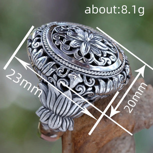 H404 Anello da cocktail vintage placcato in argento con motivo floreale, regalo di gioielleria unisex alla moda - Product Image 3